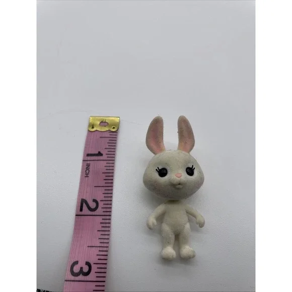 Honey Bee Acres, Part Of The Mcscampers Rabbit Family, Miniature Doll Figure - Picture 4 of 4